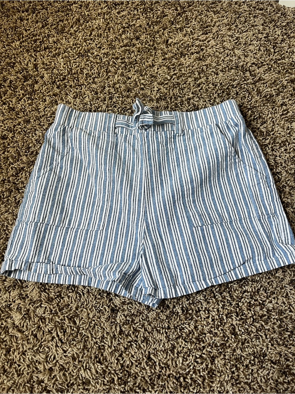 White Fawn Teens Blue and White Striped Pull-On Bermuda Shorts